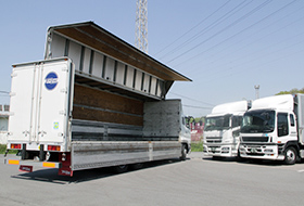 大型ウイング車・ゲート車